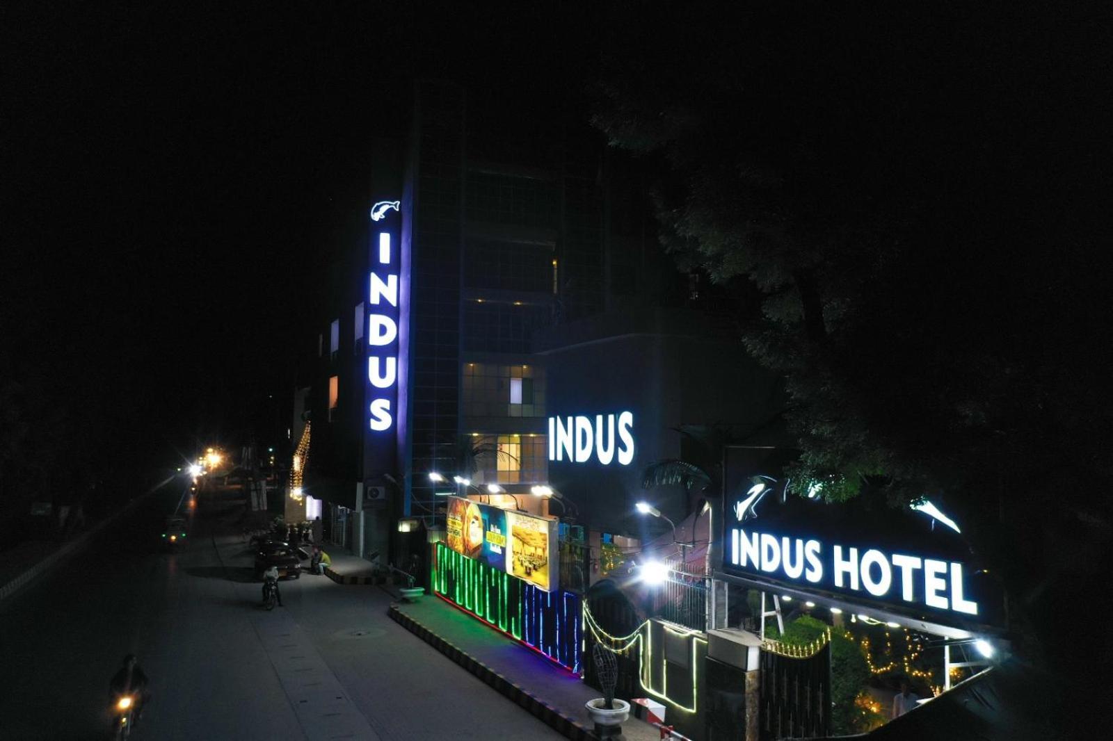 Indus Hotel Гайдарабад Екстер'єр фото