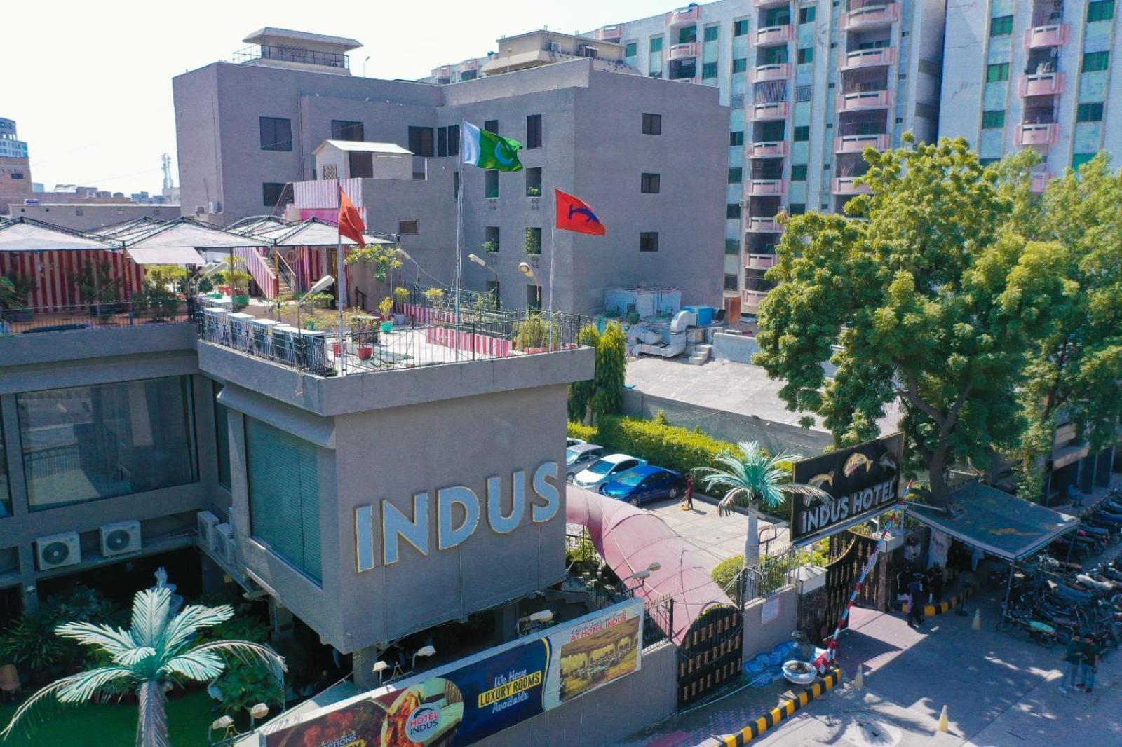 Indus Hotel Гайдарабад Екстер'єр фото