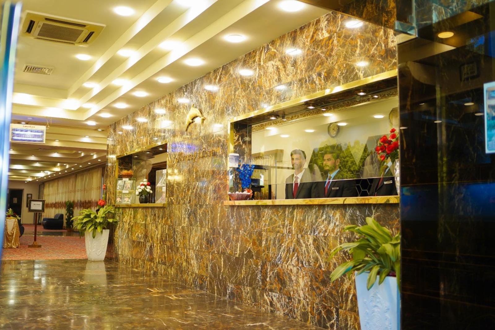 Indus Hotel Гайдарабад Екстер'єр фото