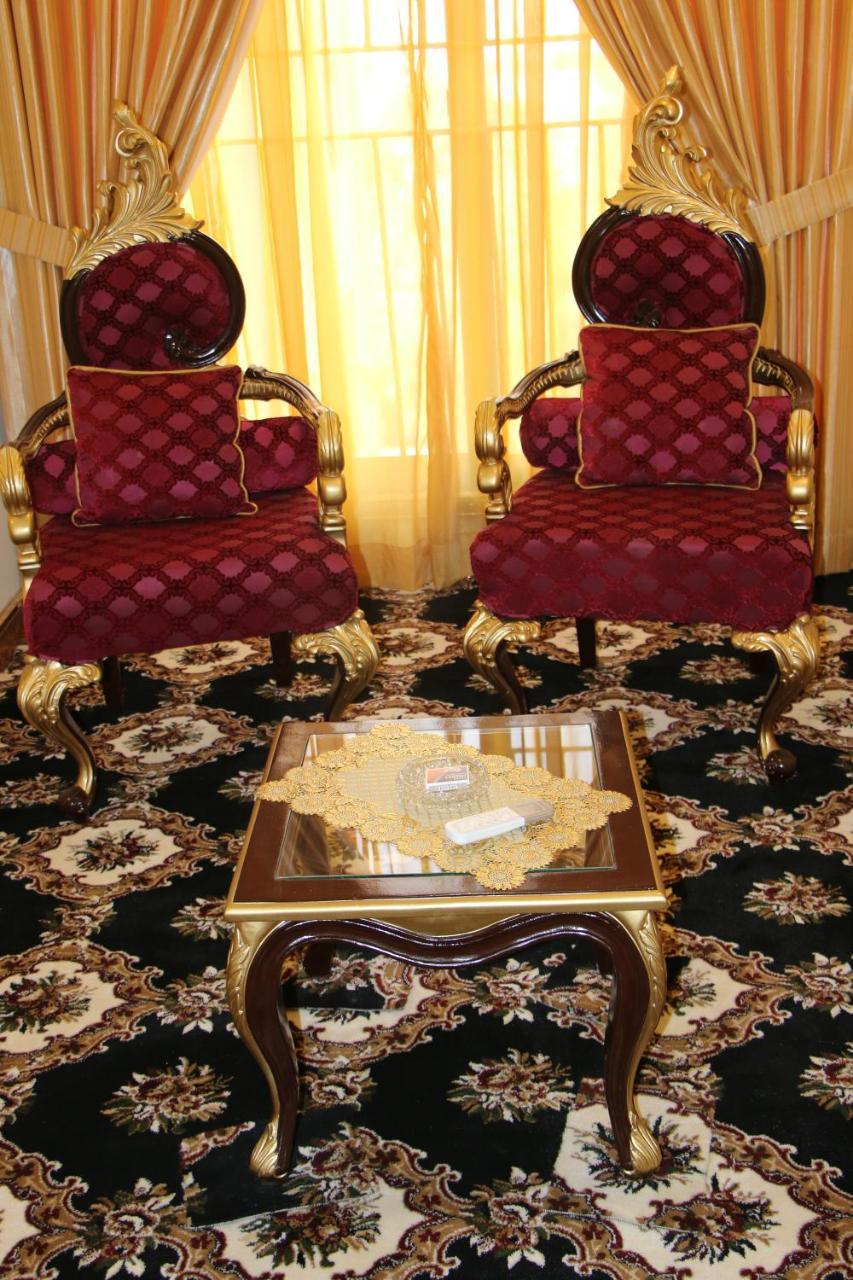 Indus Hotel Гайдарабад Екстер'єр фото
